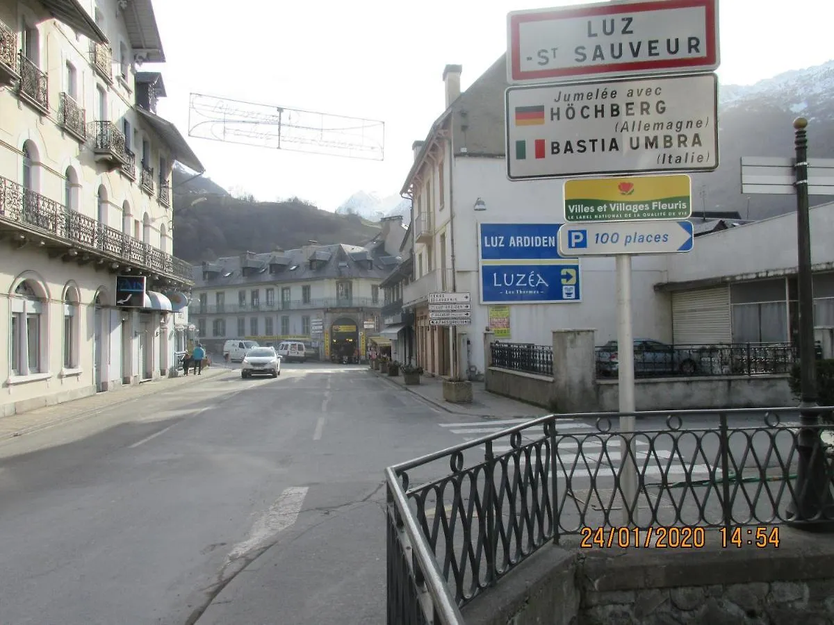 Studio Cerisema Pyrenees Zenith Luz-Saint-Sauveur 0*,