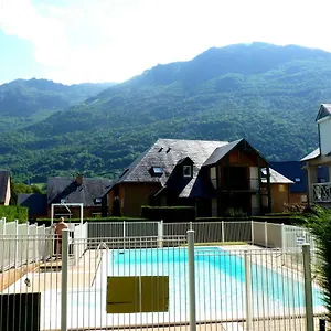 Pré De Bares Luz-Saint-Sauveur